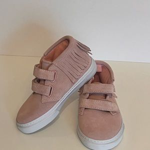NEW!! GAP pink suede fringe sneakers